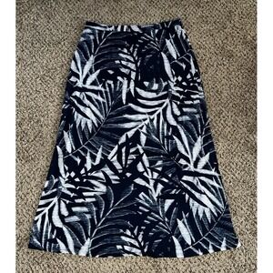 Roz & Ali Women's Navy Blue/White leaves maxi Skirt size 1x